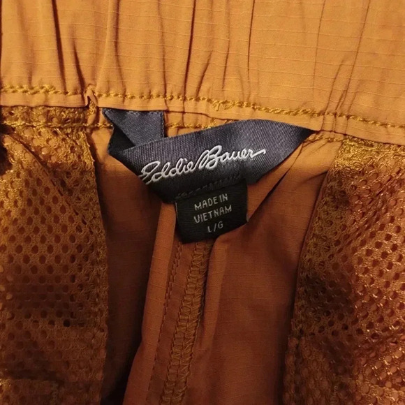 NWT Eddie Bauer brown tech shorts sizes large & xlarge - Picture 9 of 12